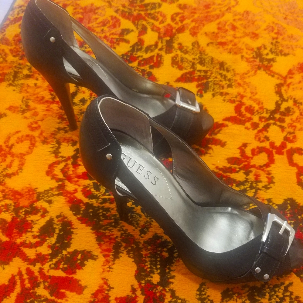 NWOT  Heels